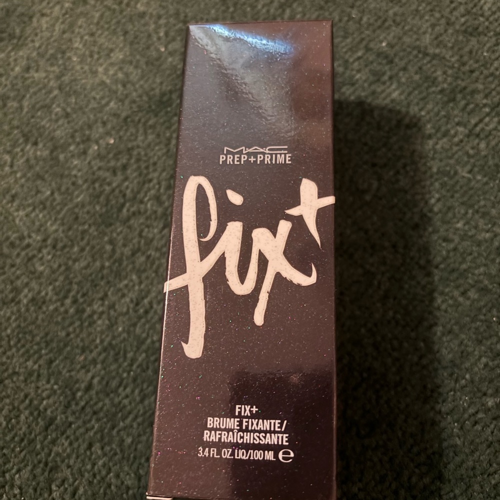 MAC Cosmetics Prep + Prime Fix+ Setting Spray - Black